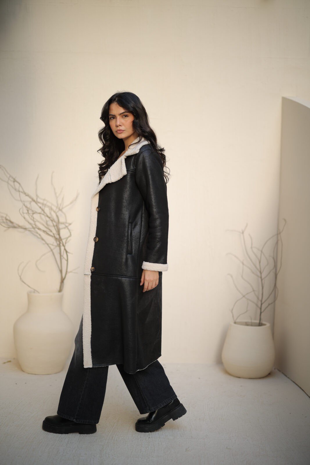 كود 516 – كوت جلد فرو خروف – FLORYA (16)