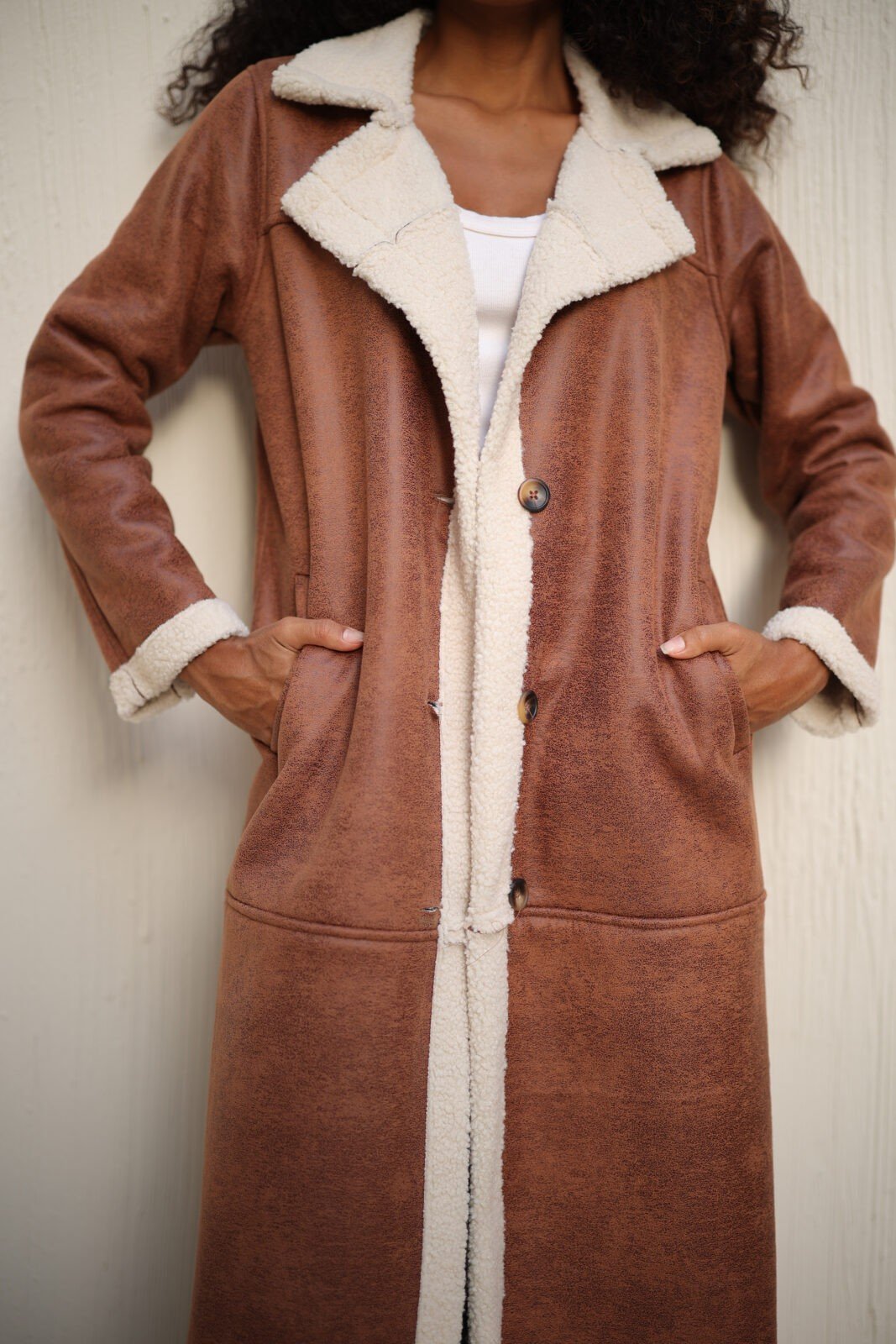 كود 516 – كوت جلد فرو خروف – FLORYA (8)