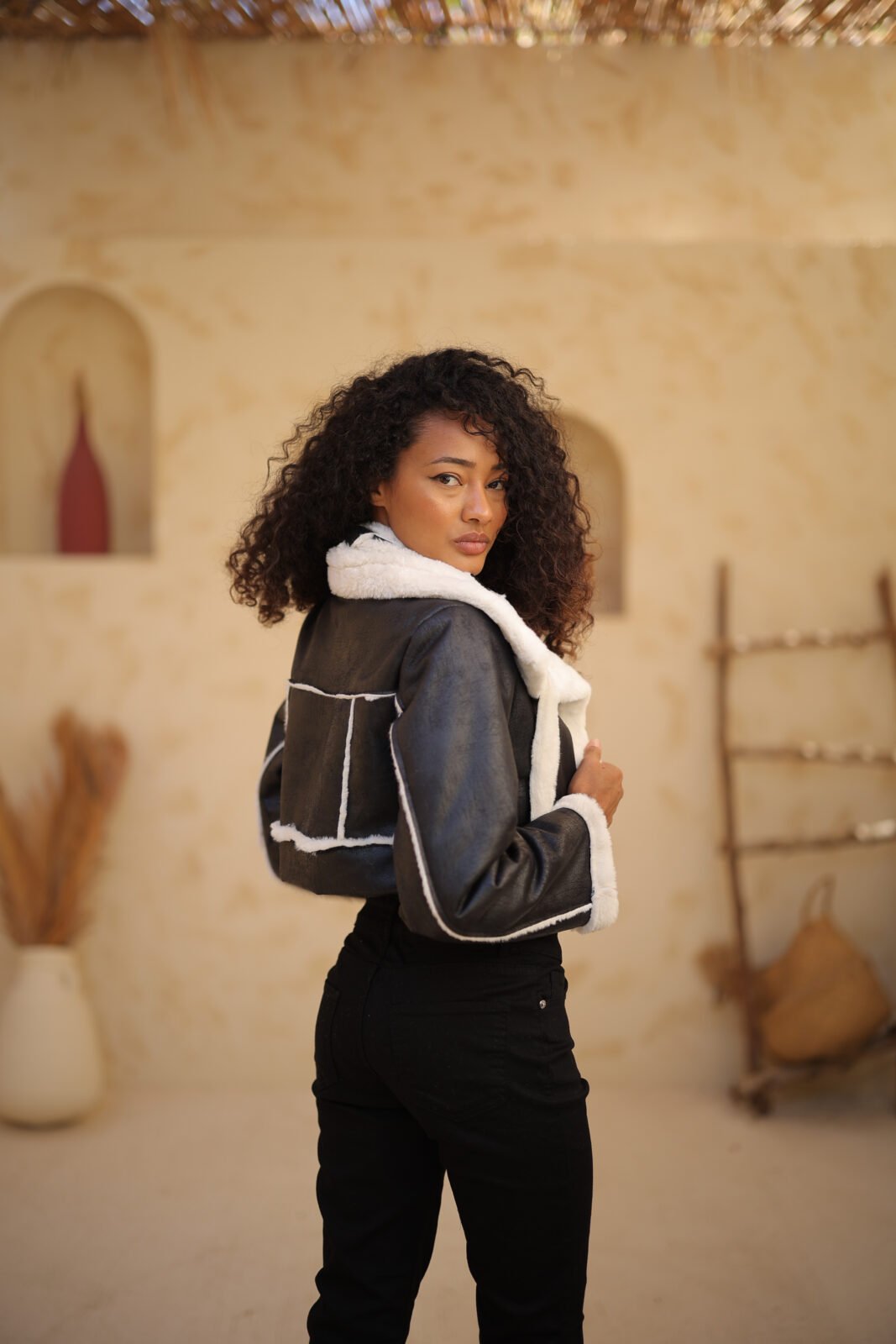 كود 524 – جاكيت فرو ناعم في شموان قصير – FLORYA (19)